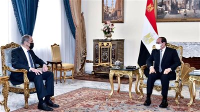 الرئيس يؤكد لوزير خارجية روسيا ضرورة إخلاء ليبيا من المرتزقة 