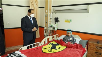 سفير الإمارات يزور مستشفى 57357 لسرطان الأطفال (صور)