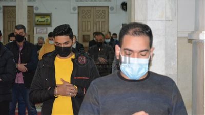 في أول صلاة تراويح.. الإجراءات الاحترازية تتقدم إحياء الشعائر الإسلامية في رمضان ببورسعيد