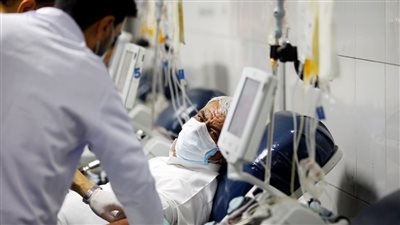  المستشفيات الجامعية بسوهاج: زيادة إصابات كورونا طفيفة ولا تستدعي فرض الحظر (فيديو)