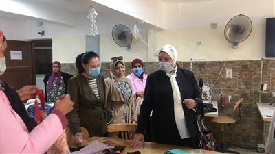  رئيس حي غرب الإسكندرية: الاستعانة بشباب تدريب القوي العاملة لإعادة تشغيل المصانع المتوقفة 