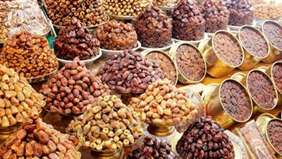 الأسواني بـ 6 والقرن غزال بـ 20 جنيه.. أسعار البلح في الأسواق اليوم الثلاثاء