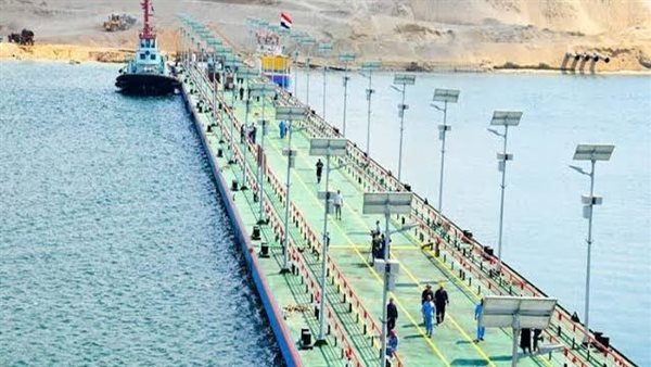 كوبري النصر العائم