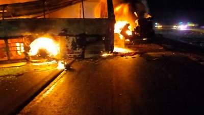 ارتفاع ضحايا حادث تصادم طريق أسيوط الصحراوي لـ 12 شخصًا (صور)