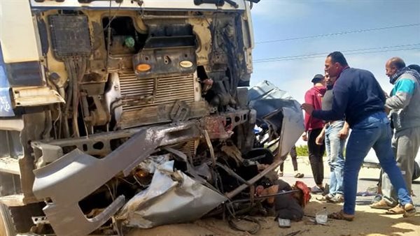 مصرع أسرة كاملة في