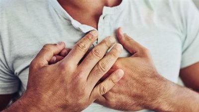 أبرزها تساقط الشعر وانعدام النبض في الساقين.. علامات تدل على ارتفاع الكوليسترول بالدم 