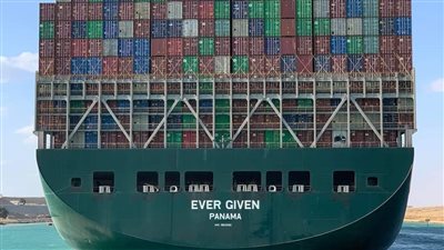 بدء احتفالية توقيع عقد التسوية مع الشركة المالكة لسفينة إيفر جيفين