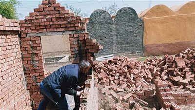 إزالة مقابر وسط الزراعات بالشرقية.. ورئاسة المدينة: 