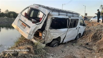 خروج 9 مصابين من المستشفى بعد تلقي العلاج إثر إصابتهم في انقلاب سيارة ميكروباص بالإسكندرية