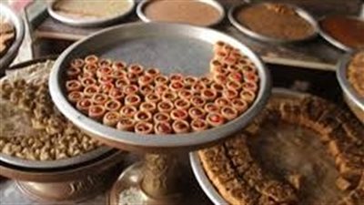 ضبط 2 طن و400 كجم حلويات فاسدة بسوهاج