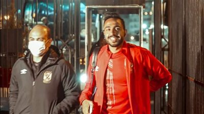 حافلة الأهلي تصل إلى ستاد الإسكندرية استعدادًا لمواجهة النصر