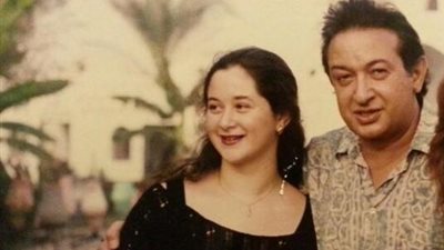 بعد الاستعانة بصورة والدها في 