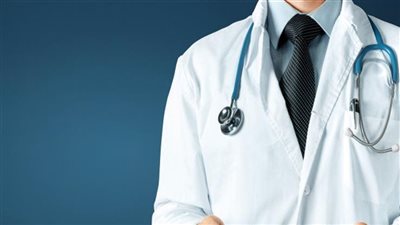 إحالة 6 أطباء للتحقيق لتغيبهم عن العمل في نهار رمضان ببني سويف