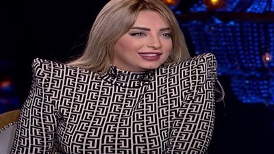 مي حلمي: هقول مرتبطة بمين لما فستان الفرح يخلص