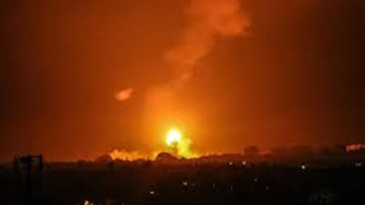 إصابة مواطنين فلسطينيين إثر القصف الإسرائيلي على قطاع غزة