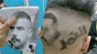 شباب يقلدون قصة شعر محمد إمام في مسلسل 