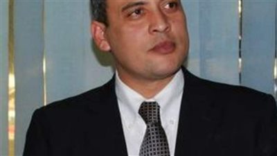 مدير مستشفيات الجامعة بسوهاج ينفي خبر استقالته من منصبه