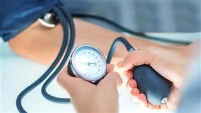 منها الكافيين.. تعرف على المشروبات التي يجب أن يتجنبها مريض ضغط الدم