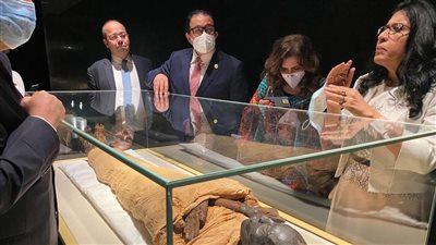 علاء عابد يدعو المصريين والسياح لزيارة متحف الحضارة: شاهد على عظمة المصريين (صور)