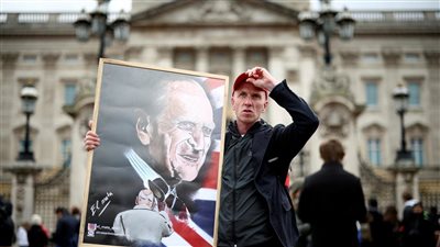 لماذا غابت ميجان ماركل من حضور جنازة الأمير فيليب؟