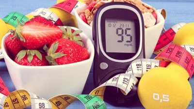 الصحة تؤكد أهمية اتباع مرضى السكري لنمط حياة صحي للوقاية من مضاعفات المرض