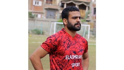 لاعب بالقسم الثالث يتدرب بأرض زراعية:  كورونا السبب ونعاني في الدرجات الأدنى