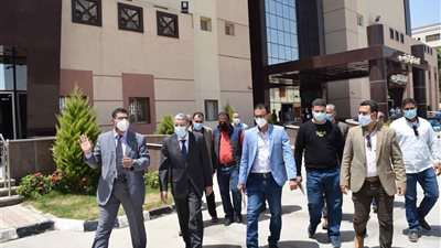 محافظ المنيا يتابع جاهزية مستشفى سمالوط لاستقبال مصابي كورونا