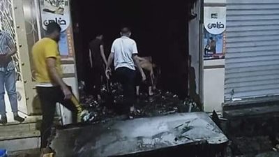 نيابة الإسكندرية تعاين موقع حريق محل بالهانوفيل 