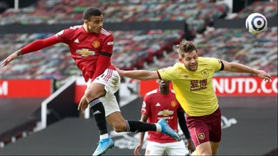 مانشستر يونايتد يقتنص فوزًا معقدًا أمام بيرنلي بالدوري الإنجليزي