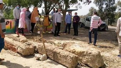 بسبب ظهور ثقوب.. غلق كوبرى قرية 16 بالبحيرة للإحلال والتجديد (صور)