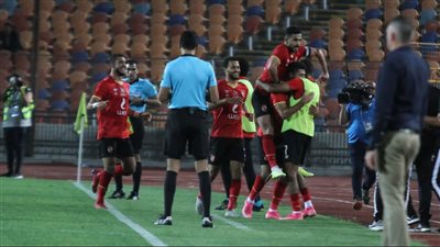 بين الإصابات والإيقافات.. غياب 15 لاعبًا عن قائمة الأهلي أمام سموحة
