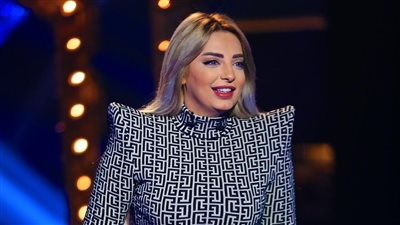 بعد انفصالها عن محمد رشاد.. مي حلمي ترتبط بمطرب شهير (خاص)