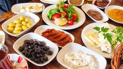  حتى نبتعد عن مشاكل الهضم.. تعرف على كيفية الصوم بشكل صحي