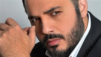 أمي سبب حبي للغناء وتعرفت على زوجتي بالصدفة.. أبرز تصريحات رامي عياش مع إسعاد يونس