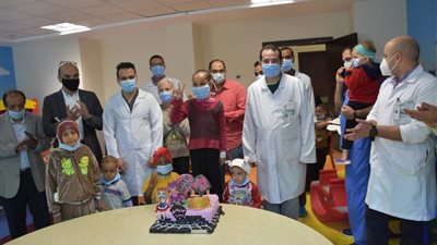 رئيس قسم الأطفال بشفاء الأورمان يفوز بجائزة الدكتور الطنباري من الجمعية المصرية لأمراض الدم