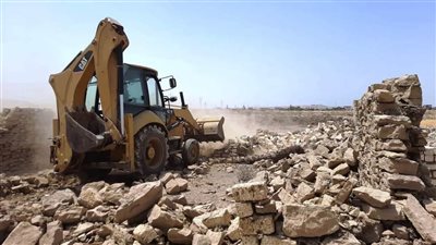 أسوان.. إزالة فورية لتعديات بنحو 6 آلاف متر بالبصيلية