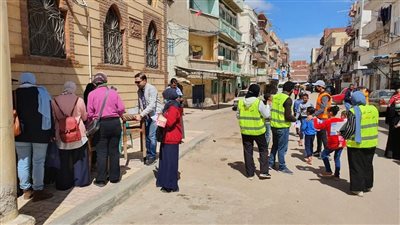 حملة توعية ضد الإدمان لطلاب كلية العلوم بقرية أليس العاشرة بالإسكندرية