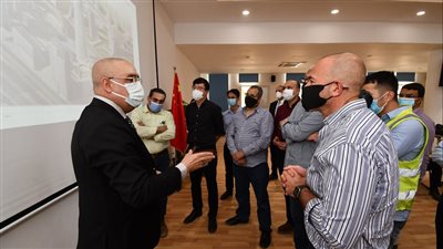 مسؤولو الإسكان يتابعون المشروعات بالعاصمة الإدارية الجديدة