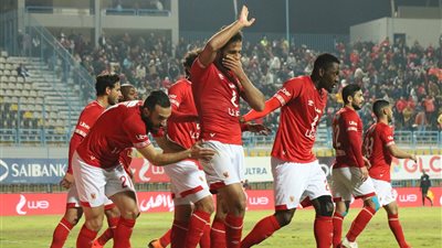 الأهلي يحسم الشوط الأول أمام بتروجت بثنائية (فيديو)