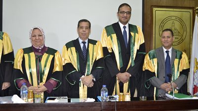 رسالة دكتوراة: البورصة تسبق أداء الاقتصاد بثلاثة أشهر