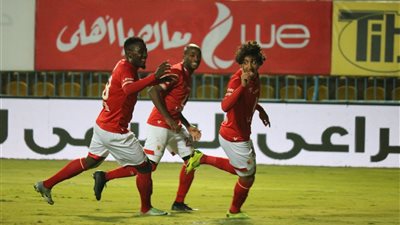 بعثة الأهلي تتناول كميات كبيرة من المياه لتفادي الرطوبة بالكونغو