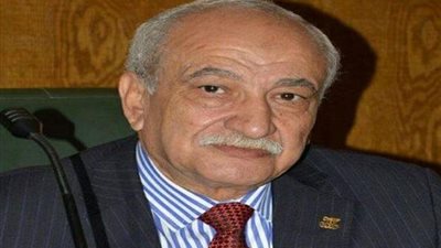 طايع عبد اللطيف أفضل شخصية داعمة للحركة الطلابية لعام 2018