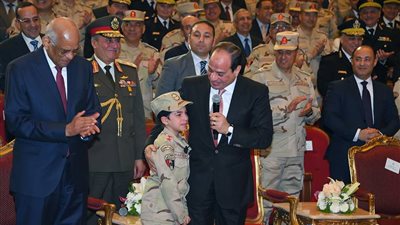 مؤلف “حكاية شهيد”: اخترت الأمل ليكون موضوعها.. وآدم طفل موهوب (فيديو)