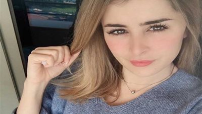 عائشة بن أحمد بالحجاب مع مصطفى شعبان من كواليس تصوير “أبو جبل” (صورة)