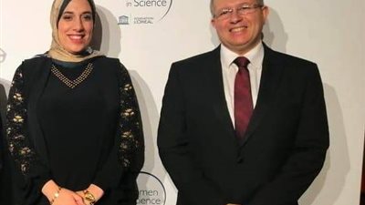 “منة الصيرفي” الباحثة بمدينة زويل تفوز بجائزة لوريال-يونسكو من اجل المرأة  لعام 2019