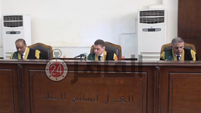 مشاهد من جلسة محاكمة مرسى وآخرين بالتخابر مع حماس