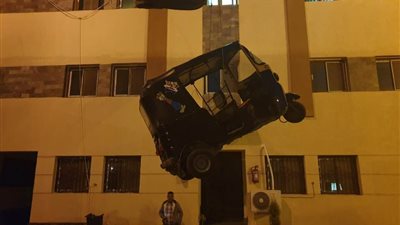 ضبط توكتوك خالف خط سيره بالشروق.. ومسئول حكومى: إعدام