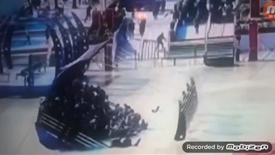 شاهد.. لحظات غرق عبارة عراقية ووفاة 77 مواطناً بينهم أطفال (فيديو)