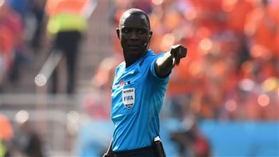 الجامبي جاساما حكمًا لمباراة الأهلي وصن داونز