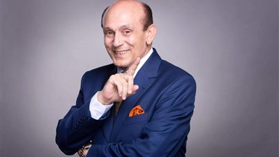 “عواقب بلا فائدة” أم “روشتة تنظيم”.. صناع الفن يعلقون على تولي محمد صبحي لجنة الدراما